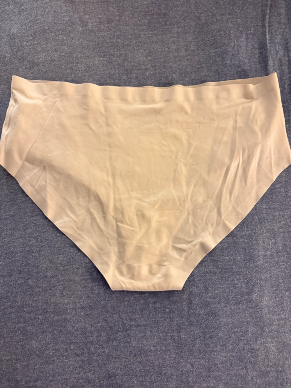 Victoria’s Secret Set of 2 Panties Size L 1 Black 1 Silver - Picture 6 of 13
